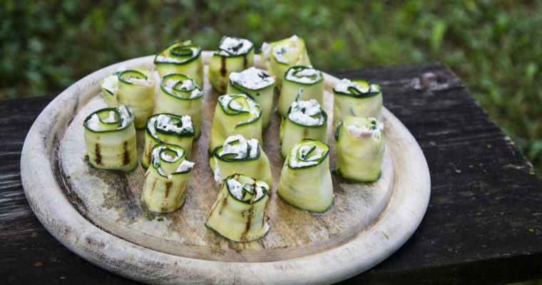 ROTOLINI DI ZUCCHINE CON FORMAGGIO E PROSCIUTTO