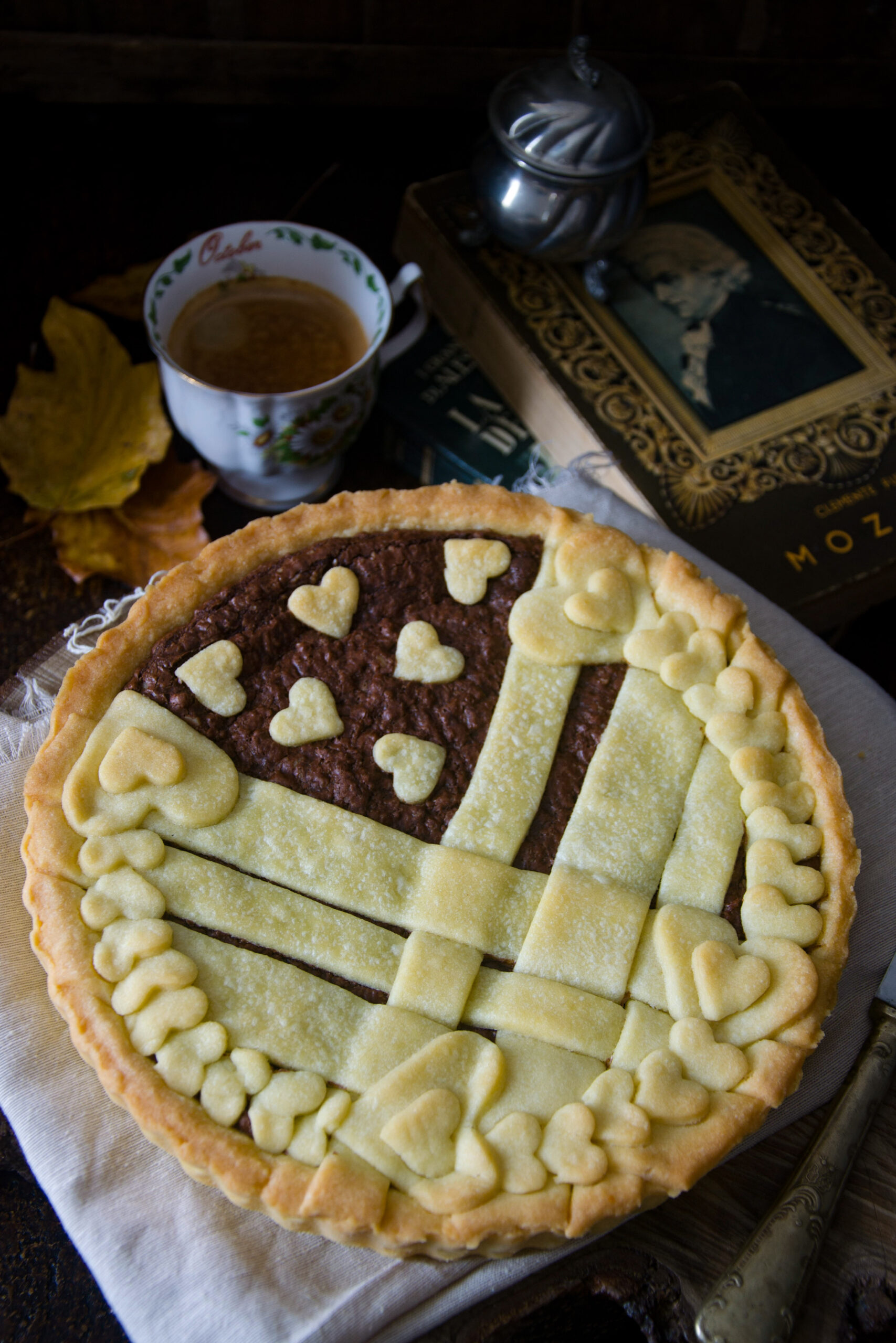 CROSTATA CON CREMA FRANGIPANE AL CIOCCOLATO